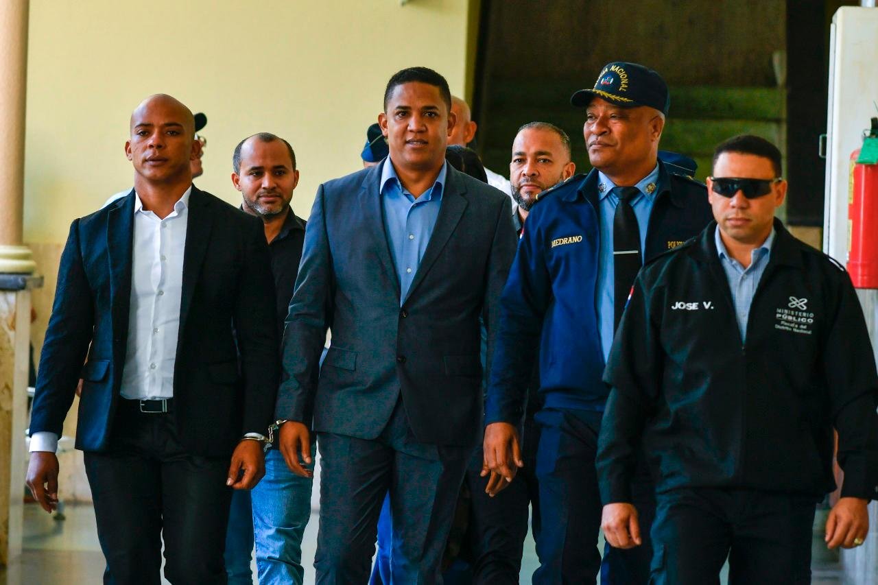 El expelotero Octavio Dotel insiste en desvincularse red «César el Abusador»