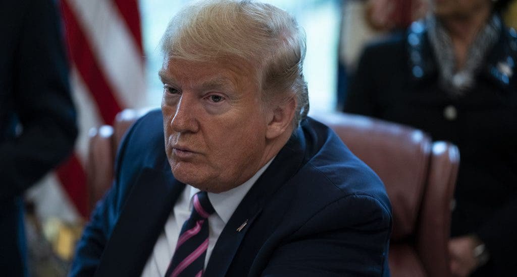 Millones de personas perderán ayuda de desempleo por rechazo de Trump a ley