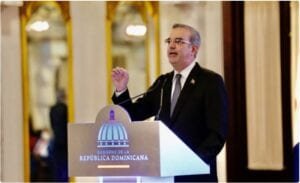 El próximo lunes Abinader se dirige al país