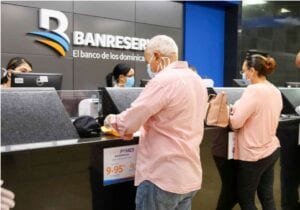 Bancos comerciales extienden horario de servicio