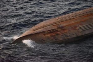 Se hunde barco que salió de Puerto Plata rumbo a Las Bahamas