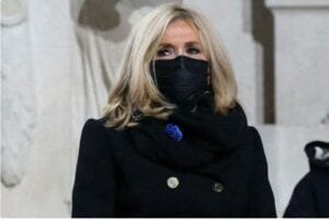 Esposa del presidente de Francia resulta positivo a COVID-19