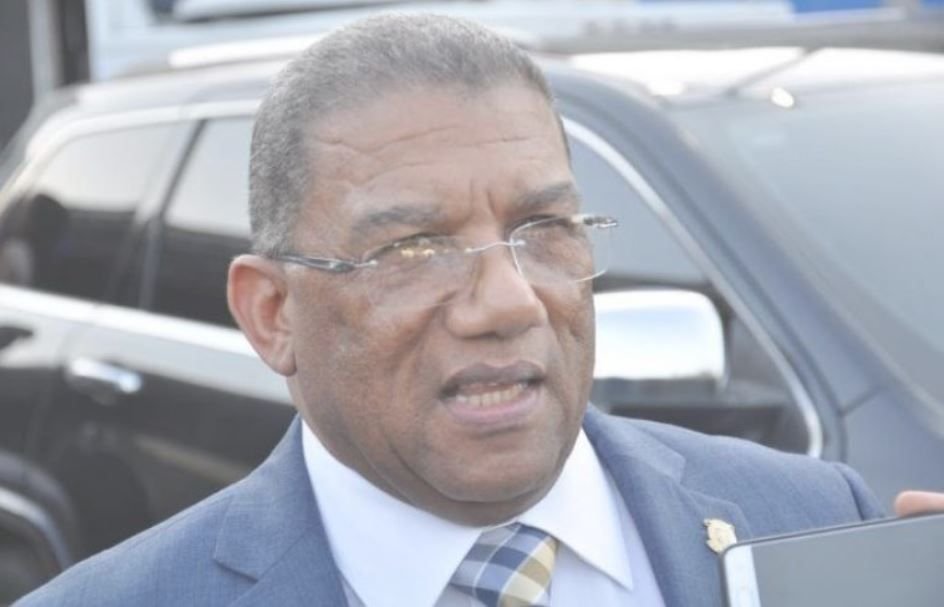 El exdiputado Bernardo Colón afirma el PRD está estancado y renuncia a sus filas