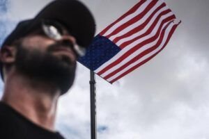 Arrestan en Washington al líder del grupo ultraderechista Proud Boys