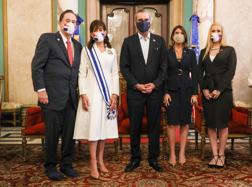 IMG 20210105 WA0011 Abinader otorga Orden al mérito de Duarte, Sánchez y Mella a embajadora de EE.UU.