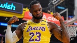 Lebron James anota 34, su mejor de la temporada y Lakers mantienen racha