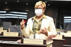 Lila Alburquerque confirma renuncia del PLD y vuelve al PRSC