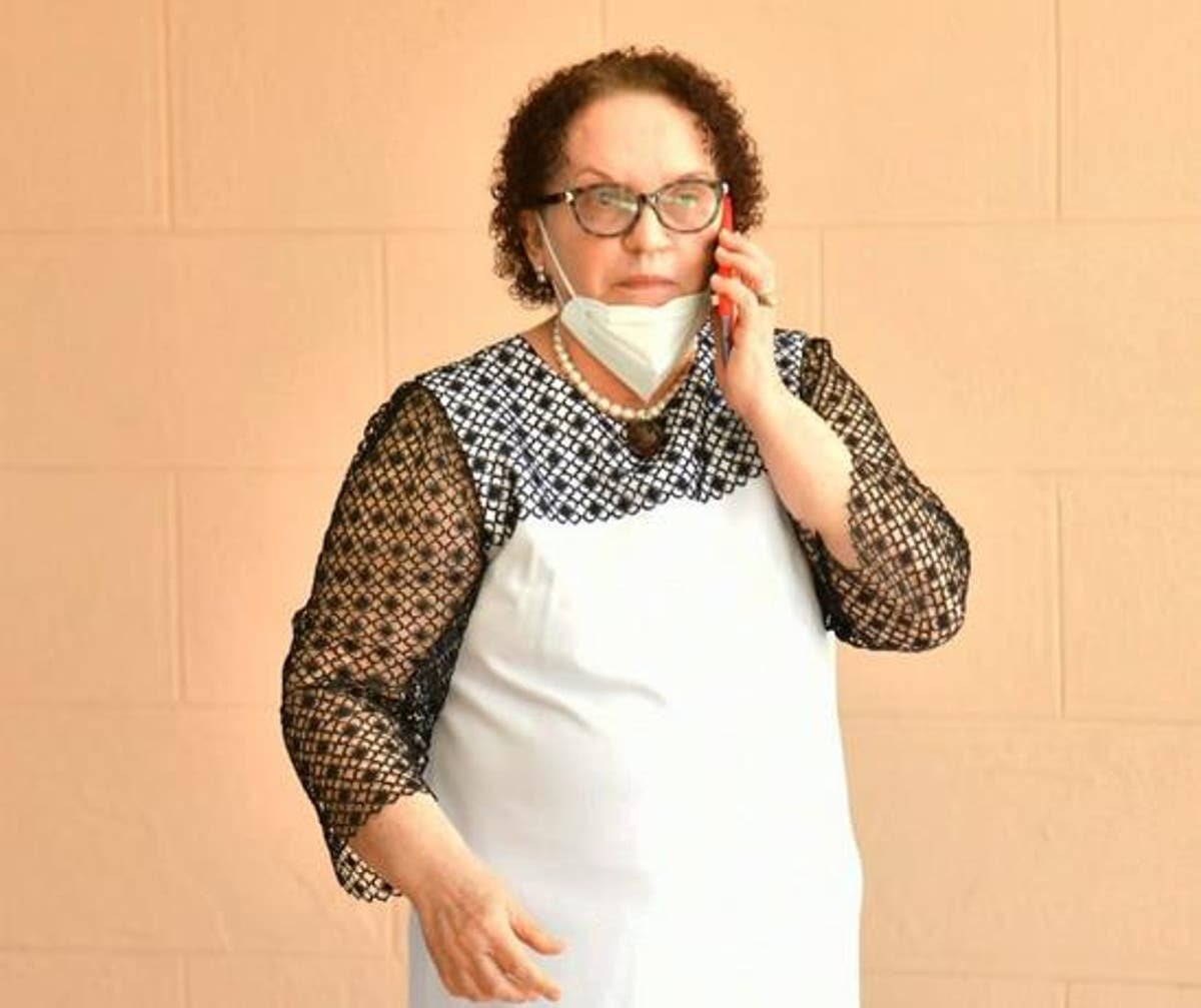 Revocan tarifa de las multas por violación del toque de queda