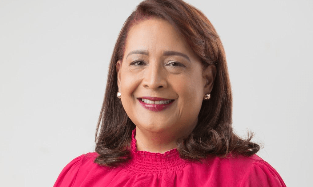 ASHIVILAMEX da respaldo moral a Marilyn Díaz para rectora de UTECO