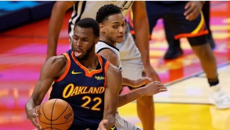 Clippers y Sixers estrenan liderato y los «Big 3» debutan mal