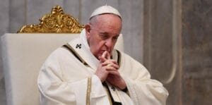 El papa Francisco ya fue vacunado contra el coronavirus