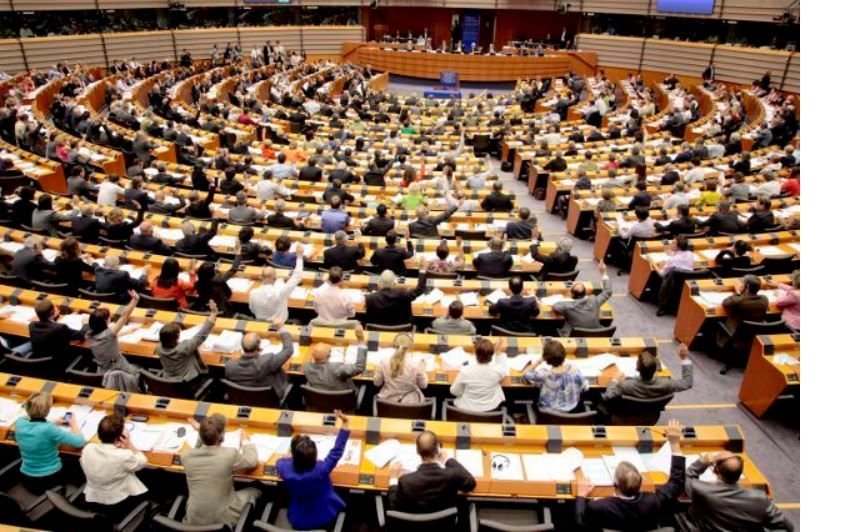 Parlamento Europeo pide reconocer legitimidad de Juan Guaidó