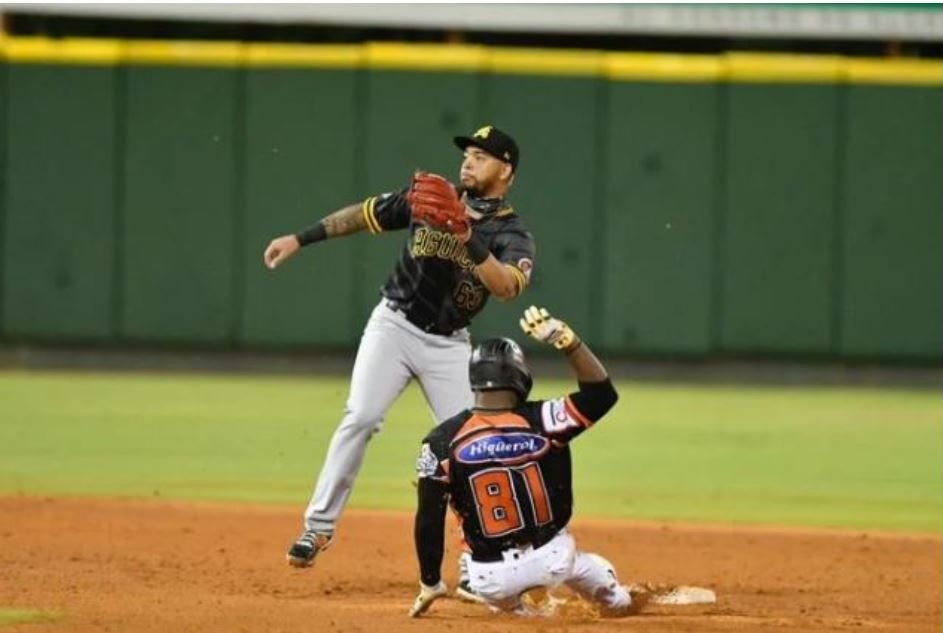 Maya tira bien , Peña pega jonrón y las Águilas derrotan a Toros e igualan serie