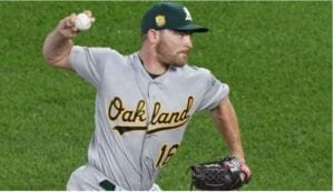 Hendriks acuerda por 54 millones con Medias Blancas