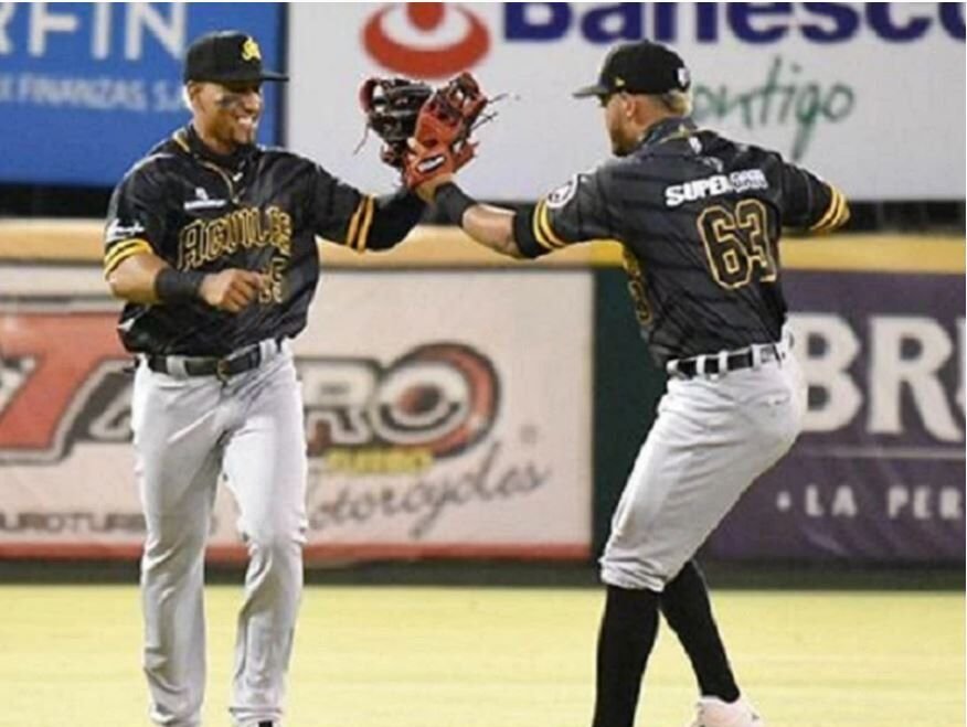 Otero y Peña dan primer triunfo de la serie a las Águilas ante los Gigantes