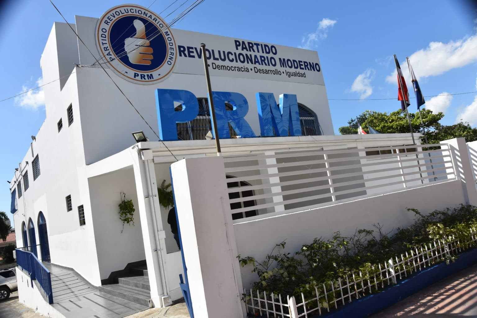PRM abrirá sus locales para recibir inquietudes y sugerencias de bases