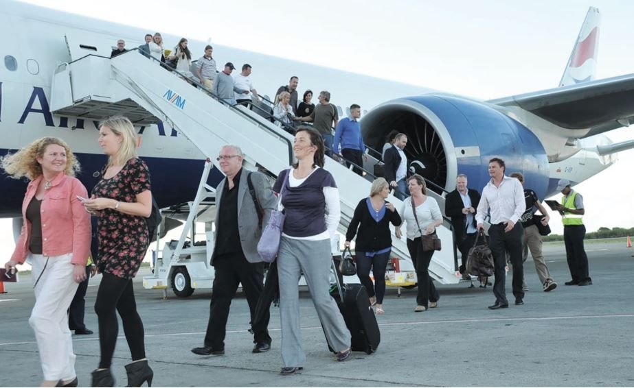 El ingreso de turistas a R.Dominicana cae 44,18 % en diciembre, según BC