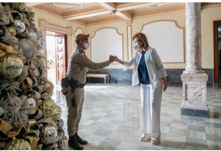 Por primera vez Vicepresidenta asume la Presidencia de manera interina de RD 3 VICE 1 Por primera vez Vicepresidenta asume la Presidencia de manera interina de RD