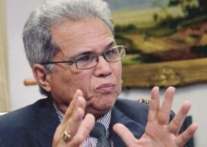 CMD denuncia maltrato a médicos por militares y policías en toque de queda