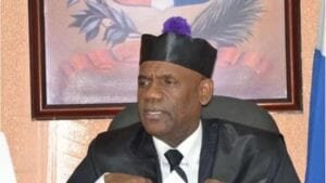 Juez Alejandro Vargas: «No hay ley que castigue violación al toque de queda»