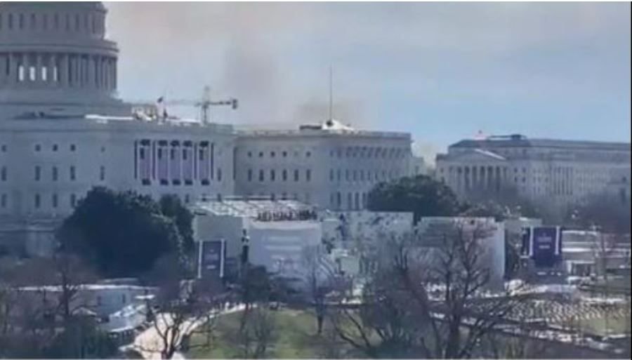 Falsa alarma en el Capitolio de EE.UU. por un incendio en sus proximidades 2 capitolio 1