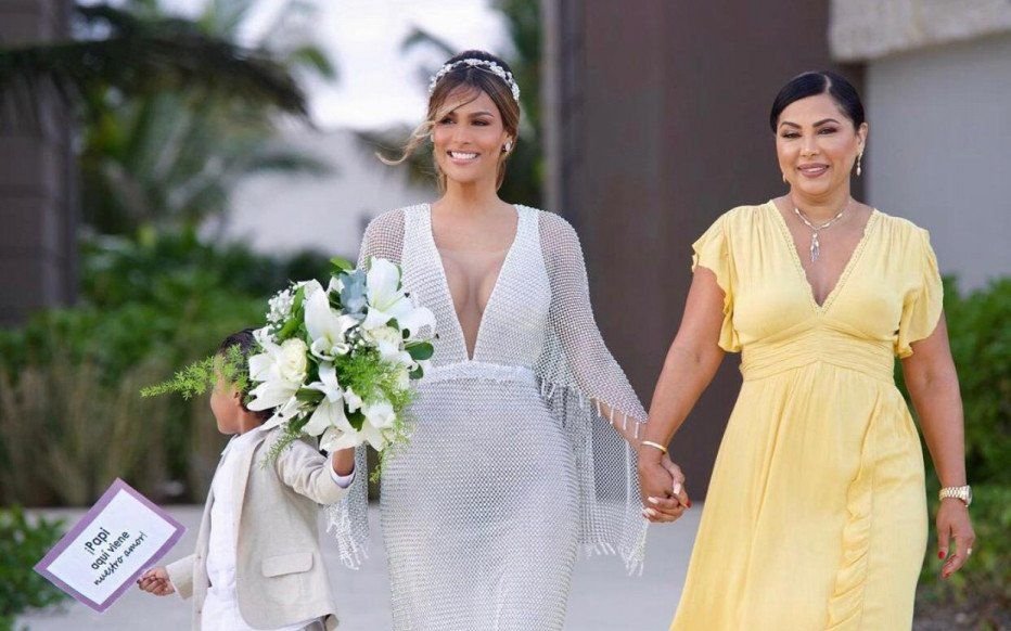 carolin aquino 2 La comunicadora Caroline Aquino contrajo nupcias