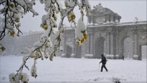 Una gran nevada siembra el caos provocando al menos 4 muertos