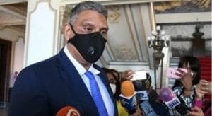 Ministro revela 30 mil 724 haitianas parieron en hospitales RD en el 2020