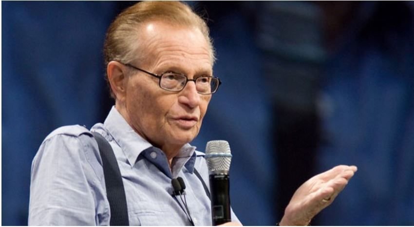 Larry King es hospitalizado tras contraer el covid-19 2 Larry King es hospitalizado tras contraer el covid-19