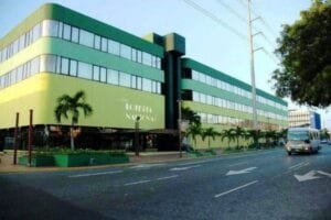 Lotería acusa empleado de falsificar boleto premio mayor sorteo Navidad