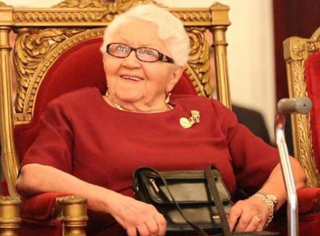 Muere madre del periodista Juan Bolívar Díaz