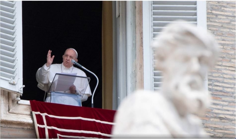 Muere el médico personal del papa, Fabrizio Soccorsi, a causa de Covid
