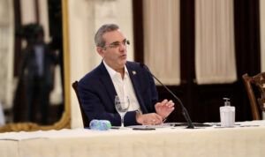 Abinader ratifica el compromiso con el régimen de exenciones de la Ley 28-01