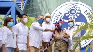 Abinader pone en marcha planta potabilizadora Guanuma-Los Botados