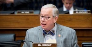 Fallece congresista de EE.UU. tras contraer el COVID-19