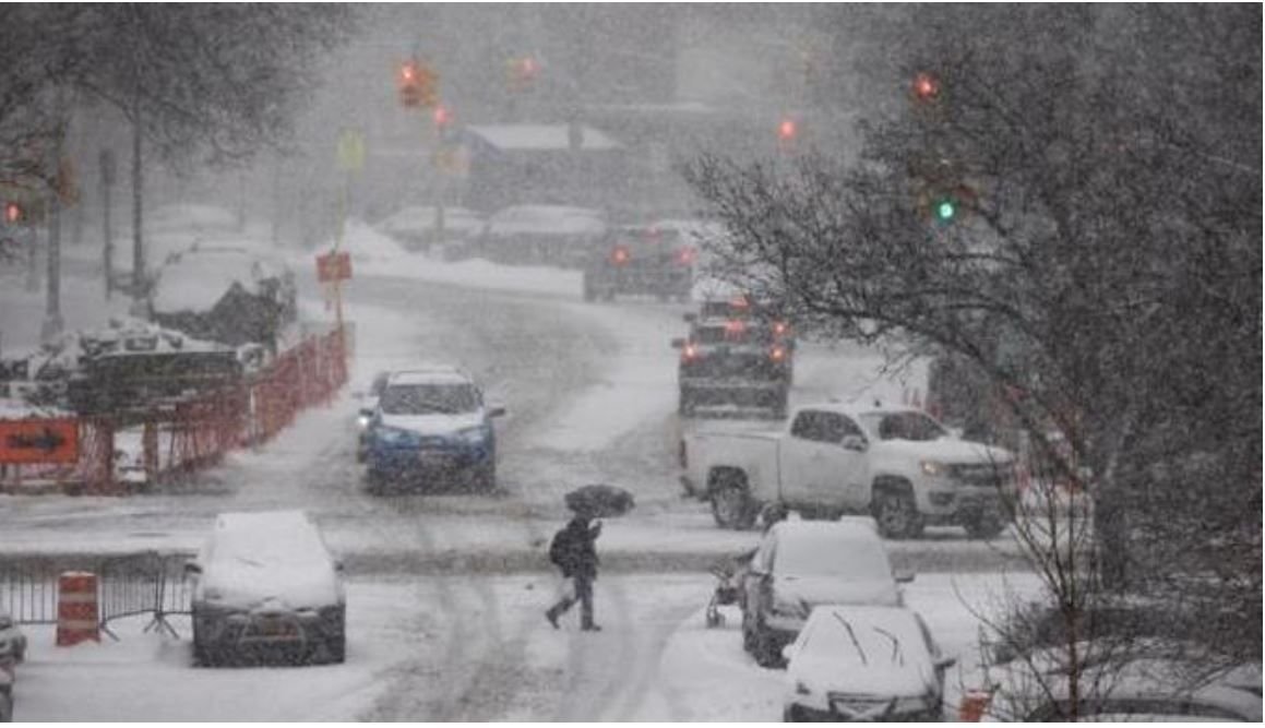 Al menos 47 muertos y millones sin electricidad en tormenta invernal EU 2 Al menos 47 muertos y millones sin electricidad en tormenta invernal EU