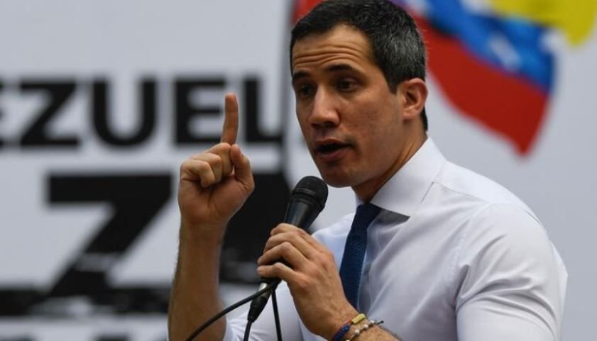 Inhabilitan a Guaidó y otros 27 diputados para ejercer cargos