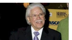 Piden oración por la salud del afamado artista Johnny Pacheco
