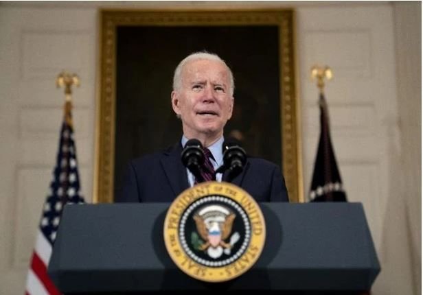 Biden quiere que los indocumentados accedan a la vacuna de la Covid-19