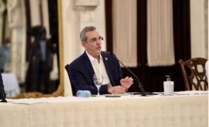 Presidente ratifica el compromiso con el régimen de exenciones de la Ley 28-01