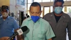 Tres meses de prisión preventiva para exalcalde de Licey al Medio