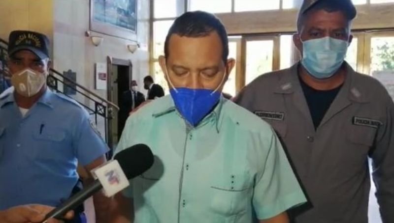 Tres meses de prisión preventiva para exalcalde de Licey al Medio