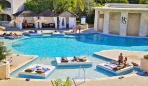 Grupo Lifestyle celebra 19 años; pasó de 30 a más de 2,500 empleos directos