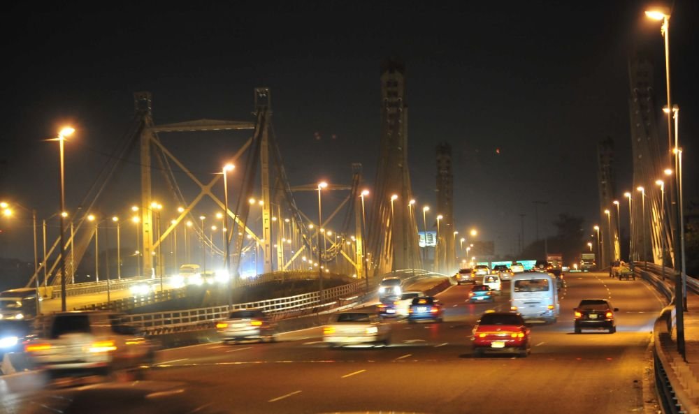 Sistema eléctrico abastece la demanda con amplia holgura