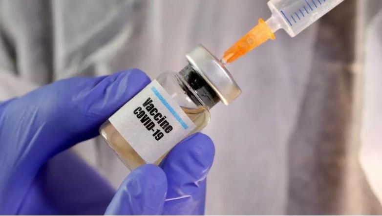 Llegan las vacunas a los latinos del epicentro de la covid en Los Ángeles