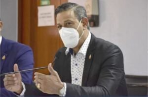 Viceministro de Salud Pública y director de Gabinete, Robinson Díaz, renuncia al cargo