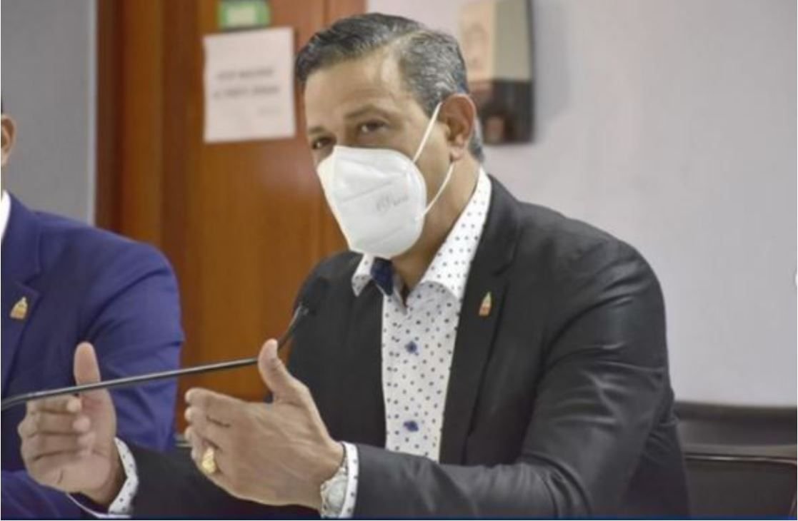 Viceministro de Salud Pública y director de Gabinete, Robinson Díaz, renuncia al cargo