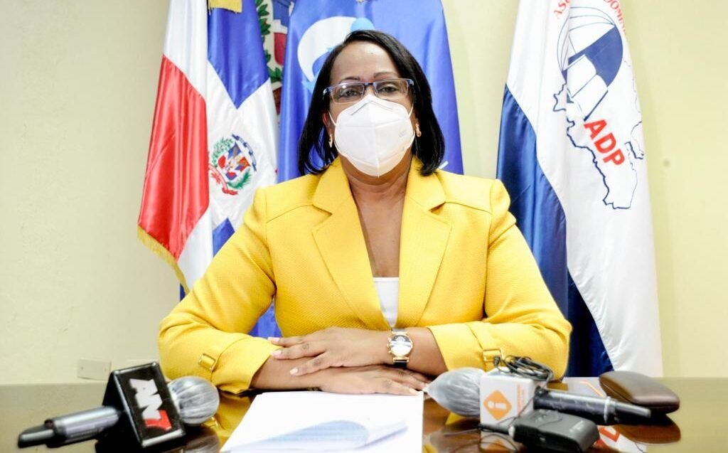 ADP advierte maestros no volverán a las aulas sin vacunarse contra Covid-19