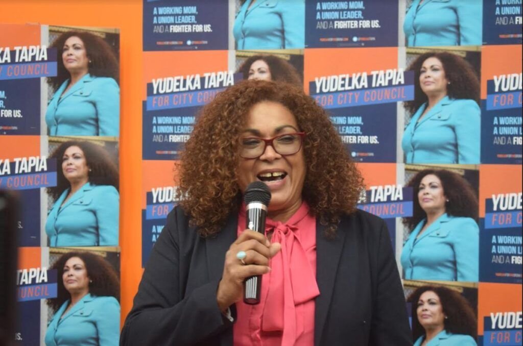 Yudelka Tapia 01 Inauguran oficina de campaña de Yudelka Tapia, en El Bronx