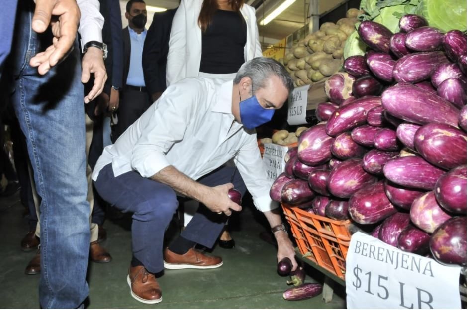 Abinader dice en unos meses bajarán precios de productos agropecuarios 3 abinader 50 Abinader dice en unos meses bajarán precios de productos agropecuarios